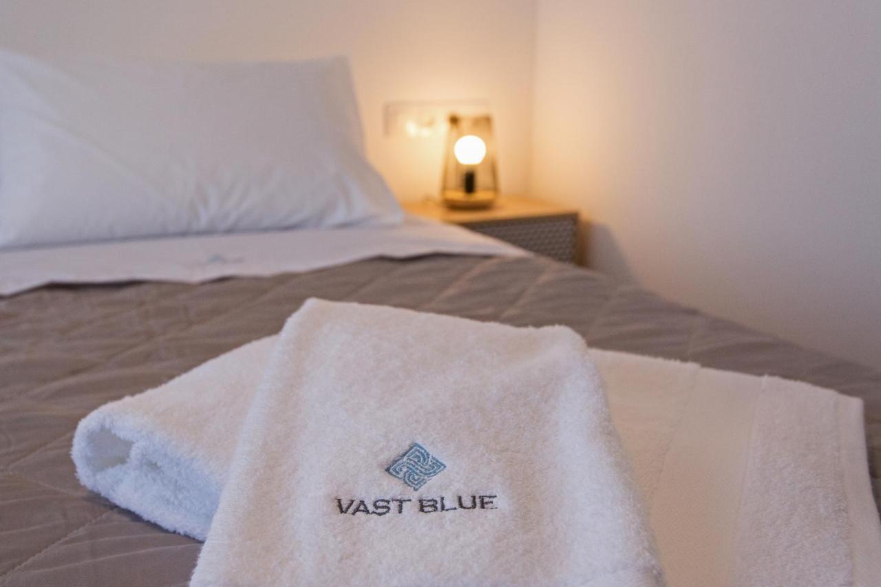 Vastblue Of Paros Aparthotel Ambelas Ngoại thất bức ảnh