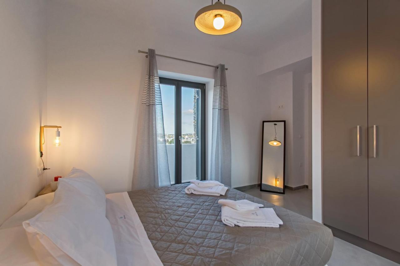 Vastblue Of Paros Aparthotel Ambelas Ngoại thất bức ảnh